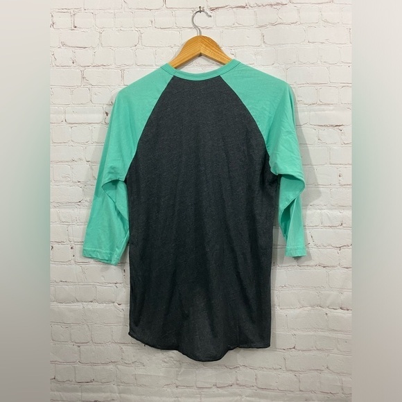 Crazy Train Leopard & Red Buffalo Plaid Heart Raglan Baseball Tee Womens Size M - Picture 2 of 5